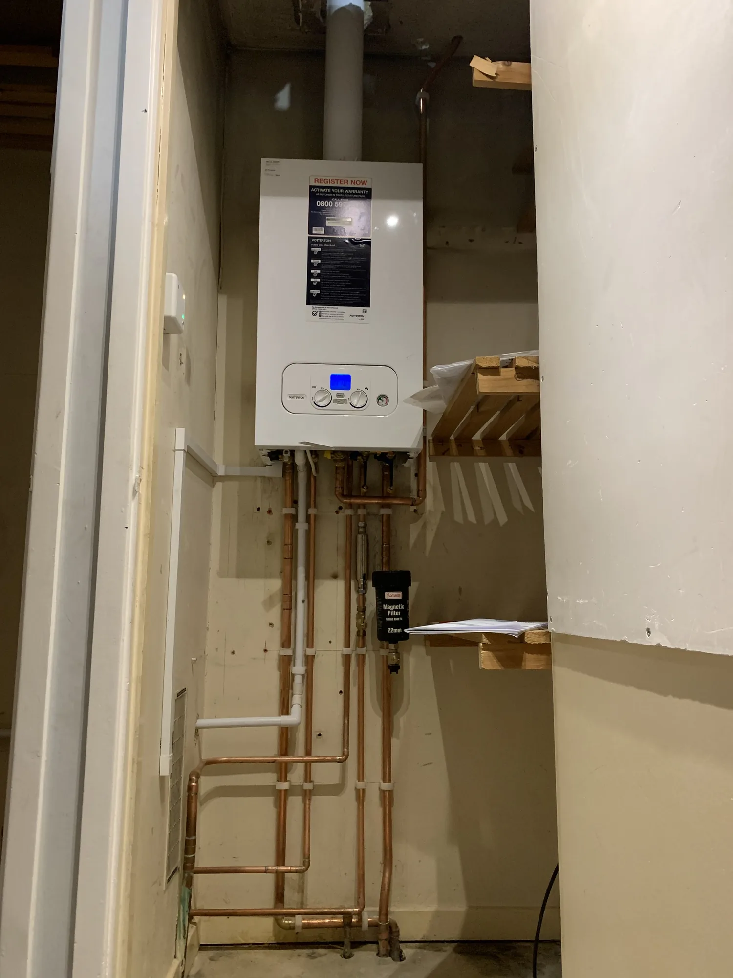 Potterton boiler with copper pipework and magnetic filter fitted